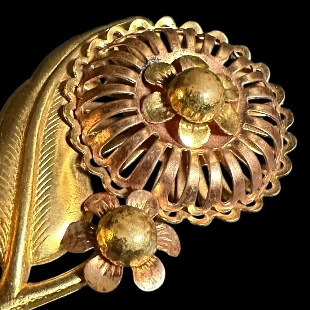 Vintage 40’s Rose and Yellow Gold Tone Double Flower Brooch Pin
